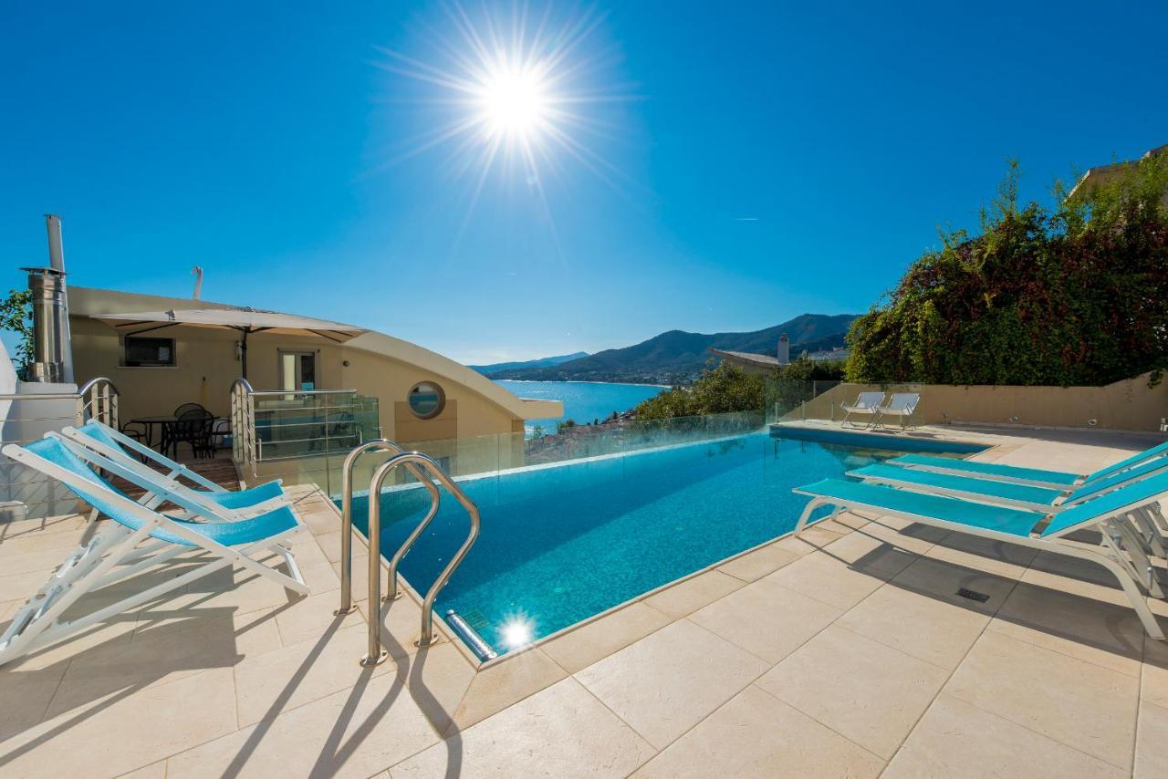 Villa Evian PalaiónTsiflíkion Екстериор снимка