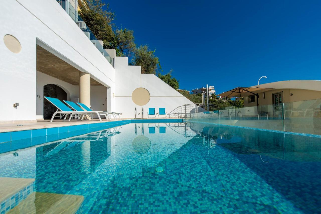 Villa Evian PalaiónTsiflíkion Екстериор снимка