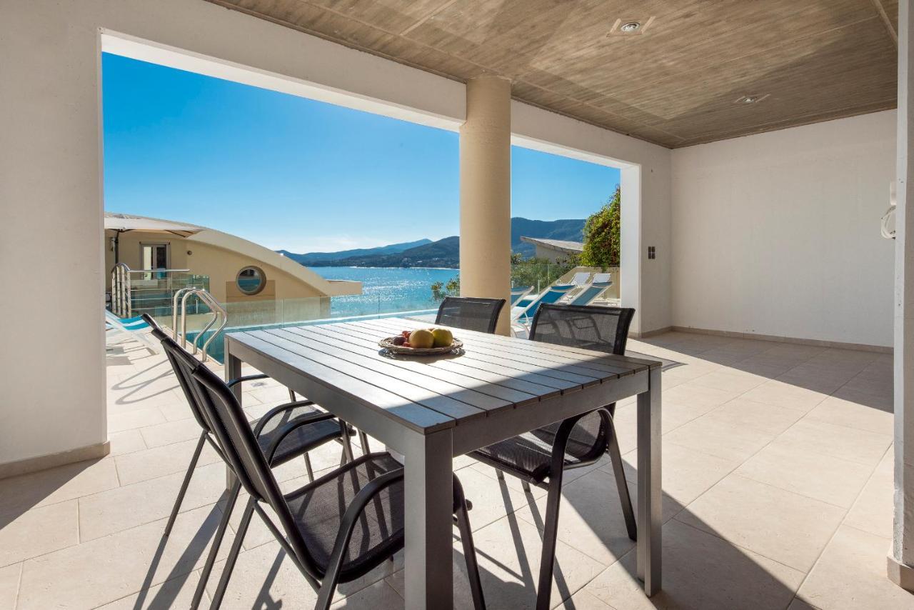 Villa Evian PalaiónTsiflíkion Екстериор снимка